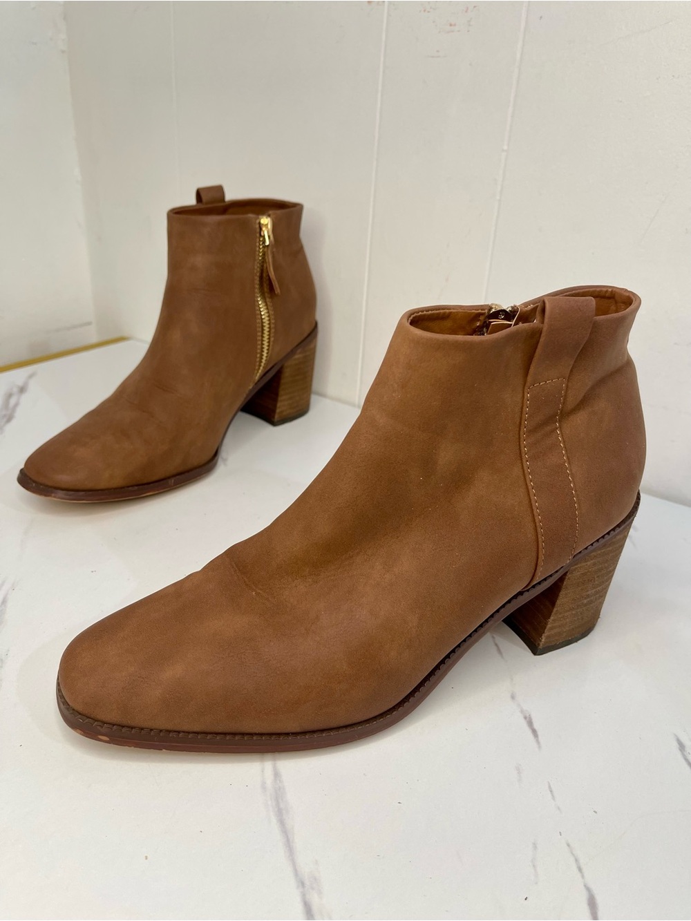Nautica Women's Cognac Suede Ankle Booties with Stacked Heel Size 9.5 M